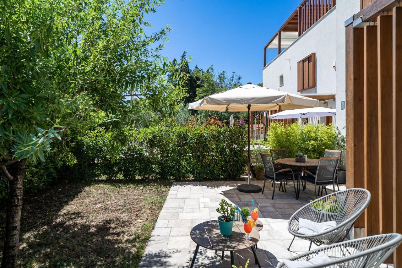 Stay U-Nique Studio Apartment In Orasac Εξωτερικό φωτογραφία
