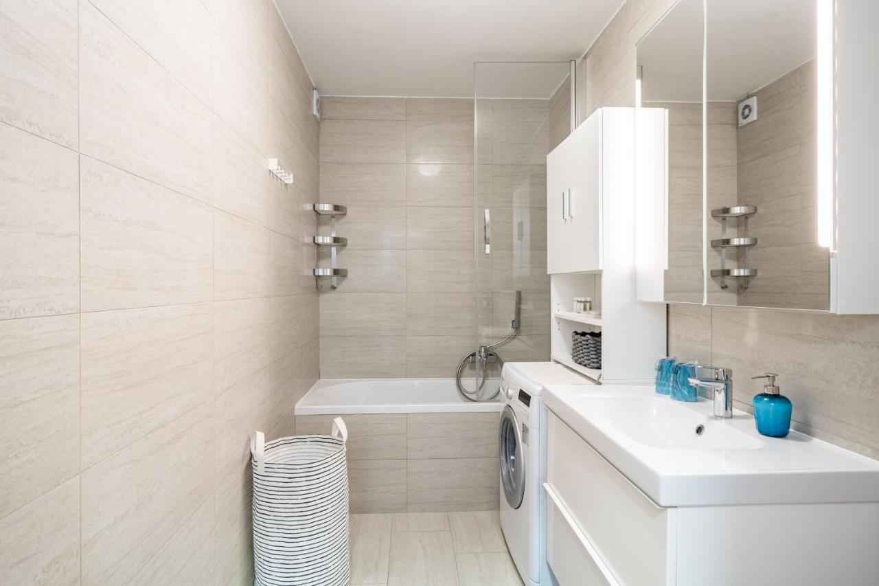 Stay U-Nique Studio Apartment In Orasac Εξωτερικό φωτογραφία