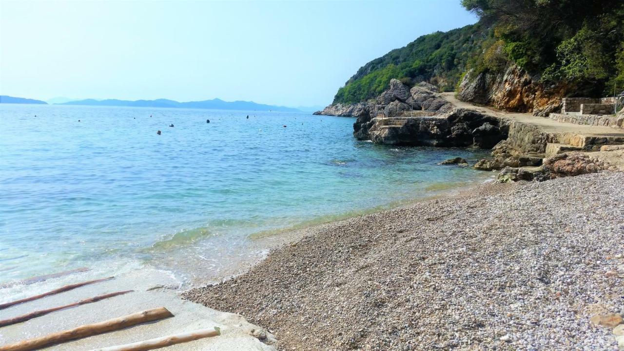 Stay U-Nique Studio Apartment In Orasac Εξωτερικό φωτογραφία